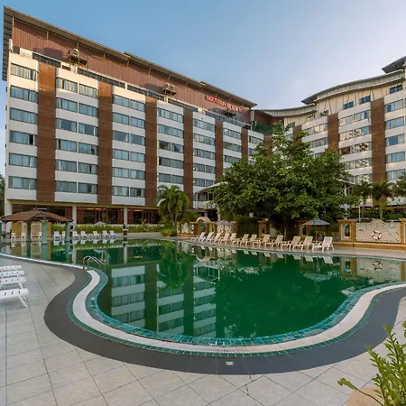 Mountain & Convention Center Hotel 4*