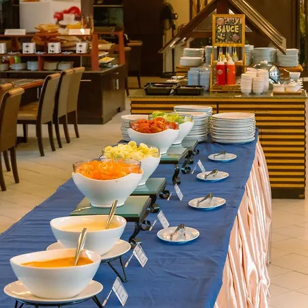 Mountain & Convention Center 4*