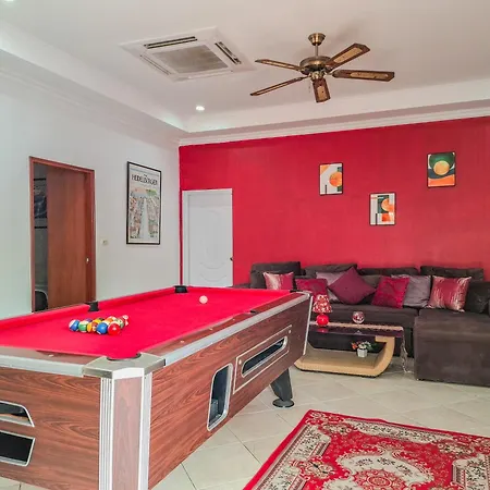 Villa Private Pool 3b Snooker Karaoke 200m Pattaya