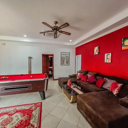 Private Pool 3b Snooker Karaoke 200m