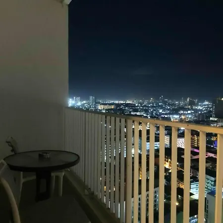 High Floor Sea View At The Base Pattaya By 888 *
