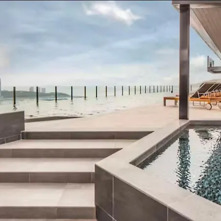High Floor Sea View At The Base By 888 Apartment Pattaya