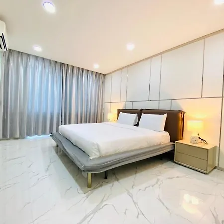 棕榈泉别墅e1六卧近步行街近中天海滩 * Pattaya