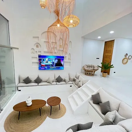 Huang Su 7 皇宿7号泳池别墅