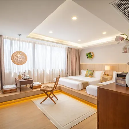 市中心近海6卧奢华泳池别墅alden Design Pool วิลล่า Pattaya