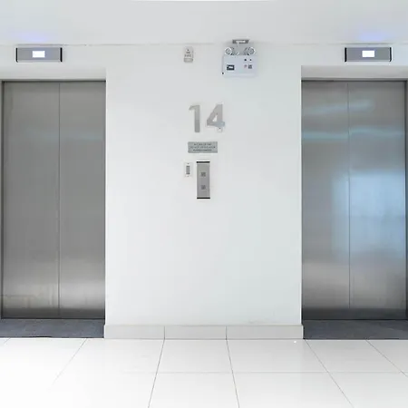 Apartment 芭提雅瞰海无边泳景泳池健身房公寓 直达海滩椰子树旁 *