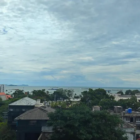 อพาร์ทเม้น 芭提雅中心海公寓唯美日落情侣度假 Pattaya