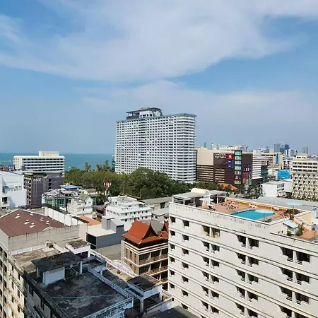 The Base海景网红无边泳池高速网络 繁华位置 Apartment Pattaya