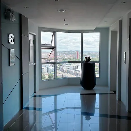 Apartment 芭提雅近市中心公寓 健身房 泳池 城景公寓 精致宜居 生活便利 家具齐全 *