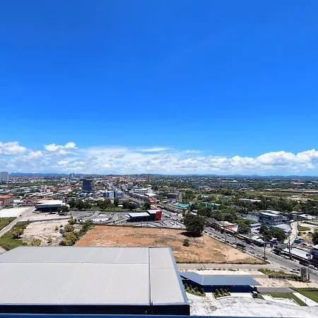芭提雅近市中心公寓 健身房 泳池 城景公寓 精致宜居 生活便利 家具齐全 Pattaya