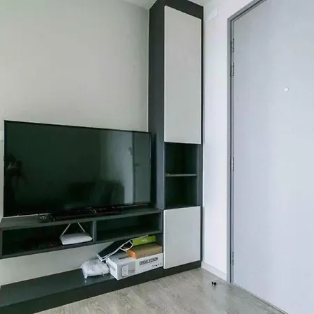 Apartment The Base海景网红无边泳池高速网络 繁华位置 Pattaya