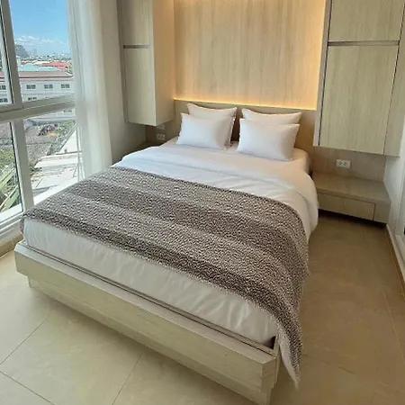 Apartment 芭提雅近市中心公寓 健身房 泳池 城景公寓 精致宜居 生活便利 家具齐全 Pattaya