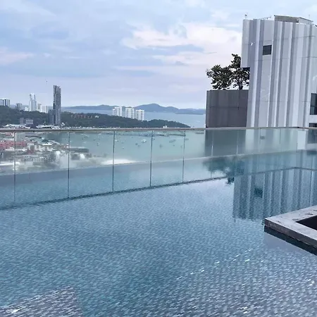网红公寓thebasc อพาร์ทเม้น Pattaya