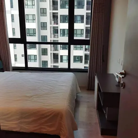 芭提雅中心地区 The Base 高档公寓酒店 Apartment Pattaya