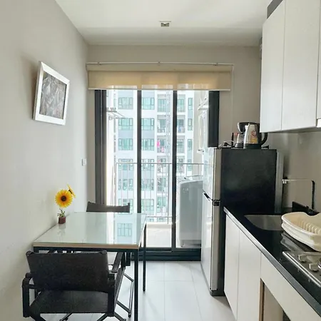 The Base芭提雅市中心 出门商场711海滩 泼水节最热闹地方 Apartment Pattaya