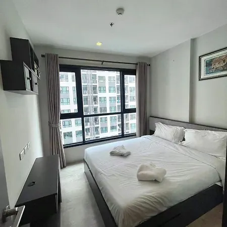 Apartment The Base芭提雅市中心 出门商场711海滩 泼水节最热闹地方 Pattaya