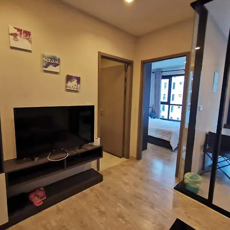 Apartment 芭提雅中心地区 The Base 高档公寓酒店 *