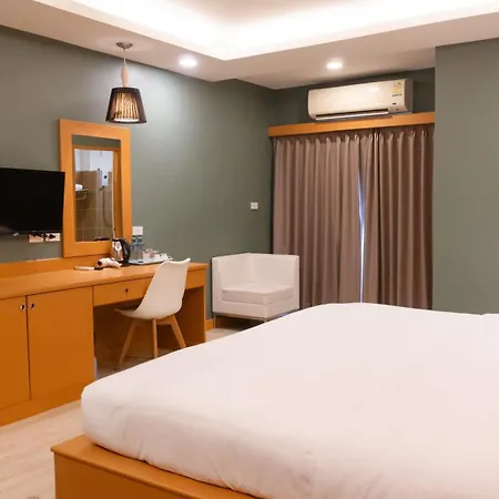 Curve Boutique * Pattaya