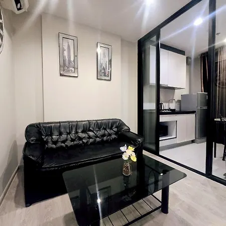 The Base Pool View Fast Wifi 5 Min Walk To By Lees อพาร์ทเม้น Pattaya