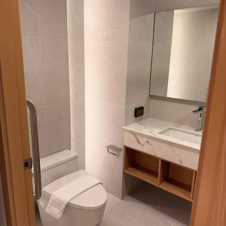 Hotel Aston