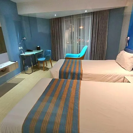 Hotel Bhanwar Singh Palace