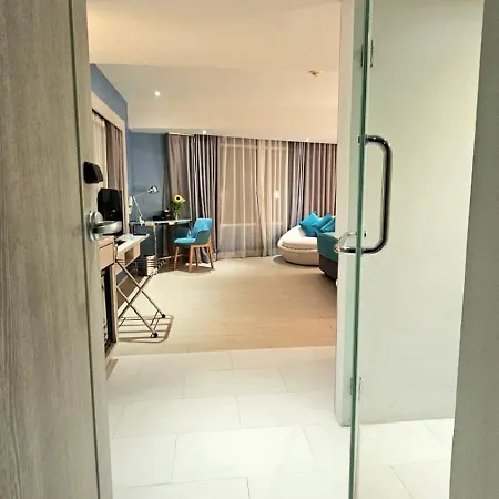 Hotel Bhanwar Singh Palace Pattaya