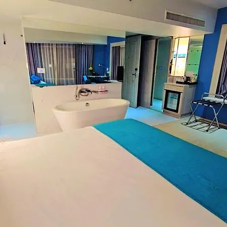 Bhanwar Singh Palace Hotel 4*