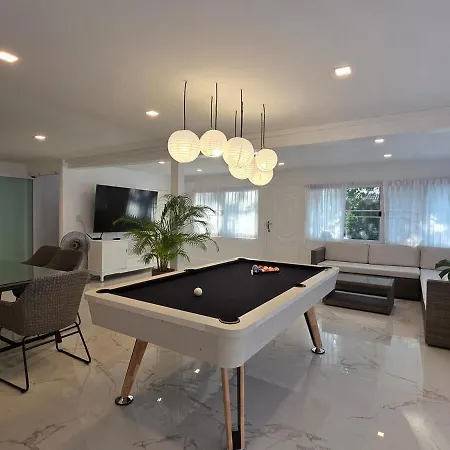 Villa Sunset 30m To 4br Pattaya