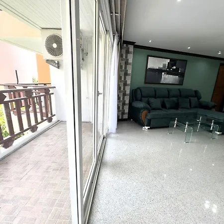 Spacious 2br - 3 Balconies Views Pattaya