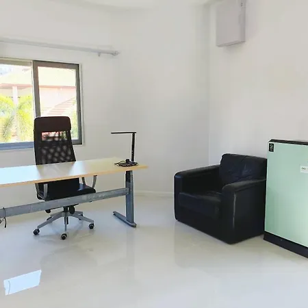 3br Pool Access Patumnak Hill Pattaya