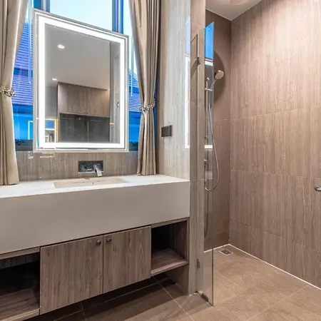 Center Pool Villa&near Walking Street Pattaya