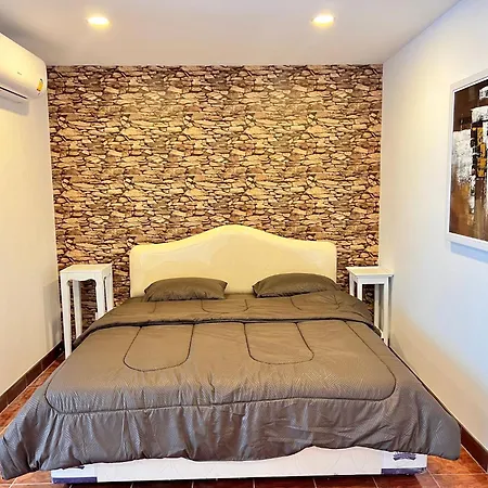Stylish 1br Sea-view - 2 Balconies - View Talay 1 Jomtien วันหยุดที่บ้าน