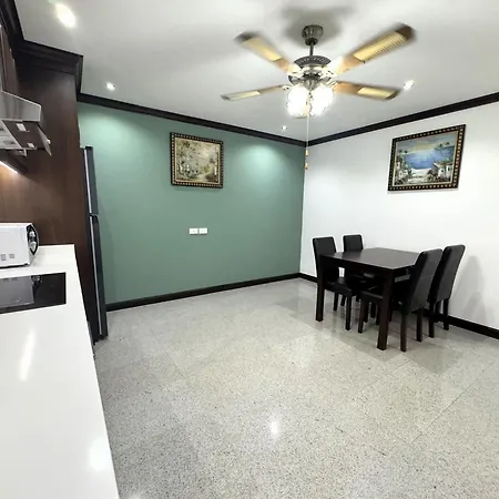 Spacious 2br - 3 Balconies Views วันหยุดที่บ้าน Pattaya