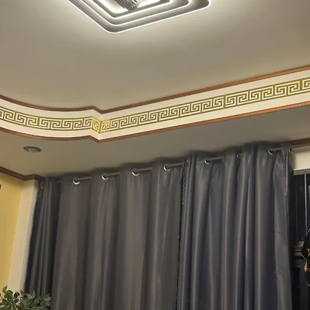 The Versace House Homestay *