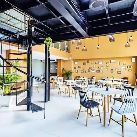 Therizinhotelpattaya Aparthotel