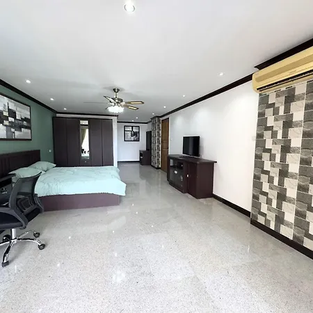 Spacious 2br - 3 Balconies Views วันหยุดที่บ้าน *