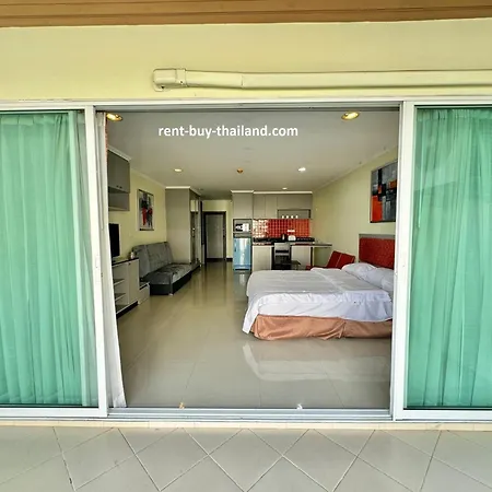 Large Pool-view With Balcony - Tw Platinum Suites, Jomtien *
