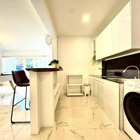 Sunset 30m To 4br Villa *