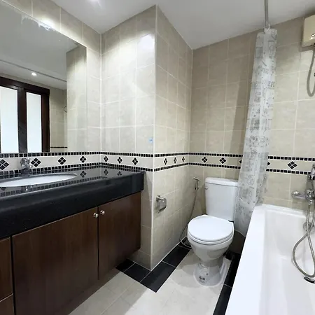 Spacious 2br - 3 Balconies Views วันหยุดที่บ้าน *
