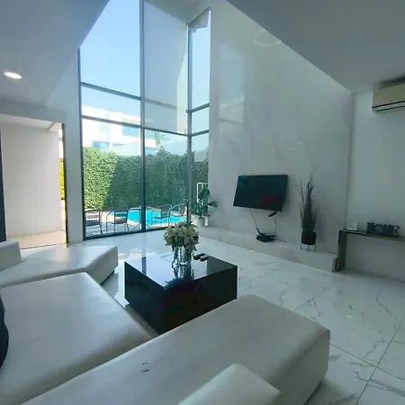 Villa Tyb-04 芭提雅北歐風格四臥室別墅 Pattaya