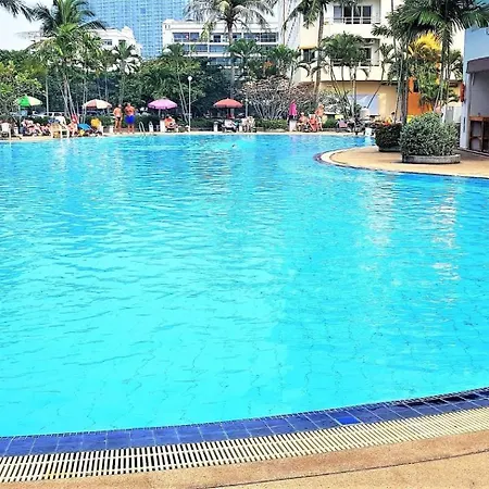 Stylish 1br Sea-view - 2 Balconies - View Talay 1 Jomtien