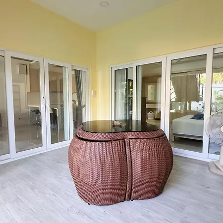 3br Pool Access Patumnak Hill วิลล่า *