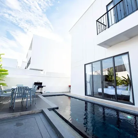 วิลล่า Maya Pool Inara