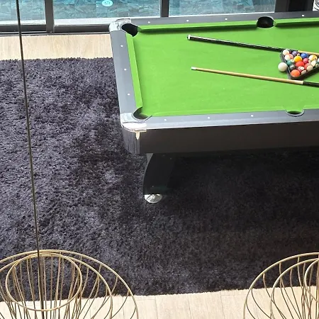 Inara In The Center Of Pattaya-4 Bedrooms 5 Bathrooms-billiards Table And Swimming Pool For A Relaxing วิลล่า Pattaya