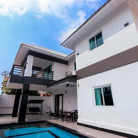 Indiluxe Pool * Pattaya