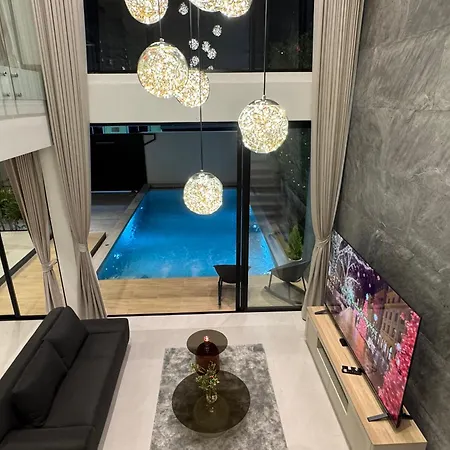 วิลล่า Brand New Modern Pool Near Walking Street Pattaya