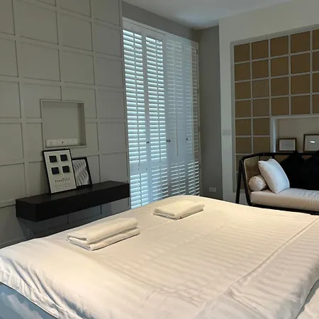 Center Pool Villa&near Walking Street Villa