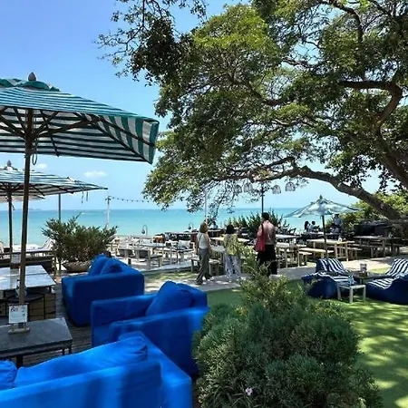 3br Pool Access Patumnak Hill วิลล่า Pattaya