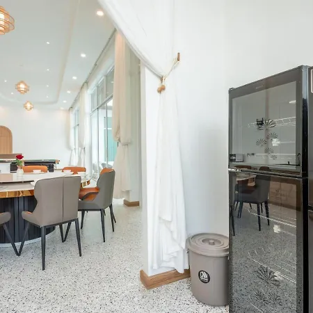Villa Downtown Oasis 芭提雅市中心独栋泳池别墅 B 5卧6卫 Ktv Bbq 芭提雅海滩步行街500m *