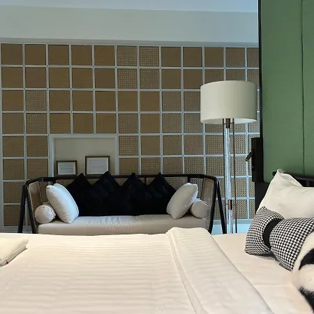 Inara In The Center Of Pattaya-4 Bedrooms 5 Bathrooms-billiards Table And Swimming Pool For A Relaxing วิลล่า *